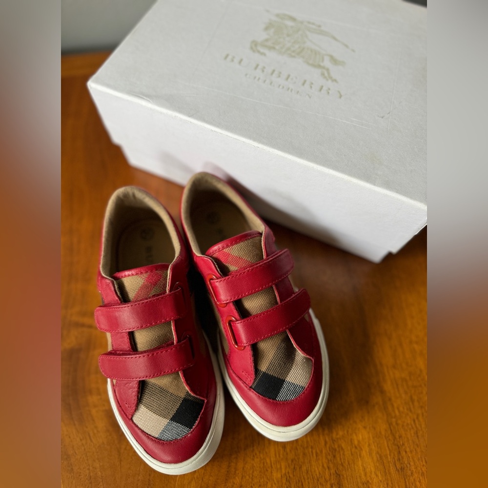 Burberry Kids Girls Boys Sneakers Used Like New Check Canvas Size 31
